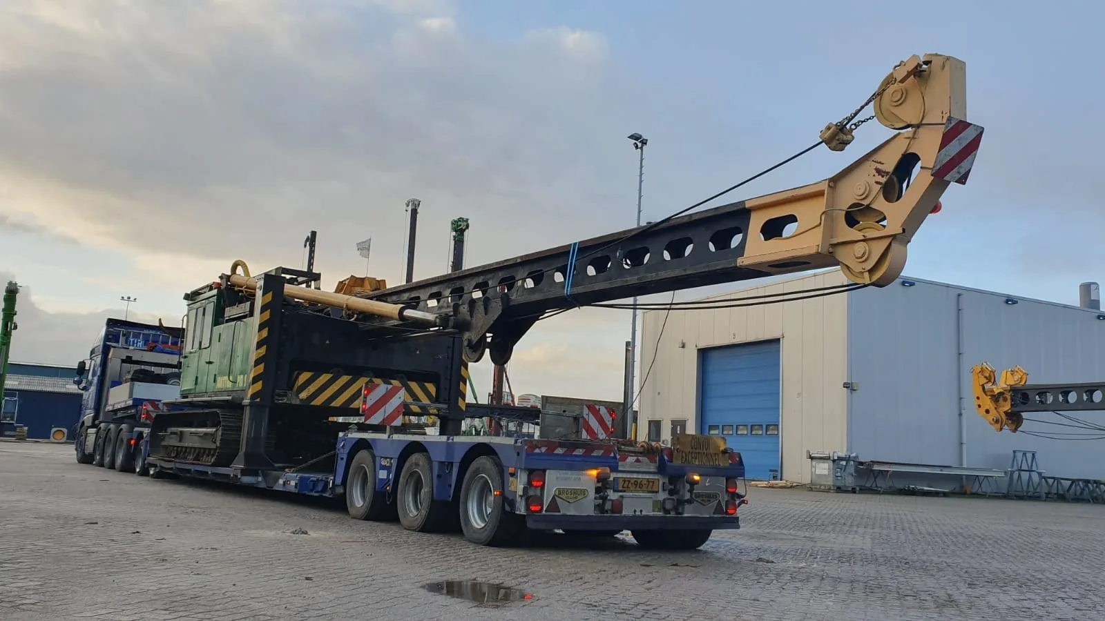 Tiel Logistics wegtransport en zwaar transport